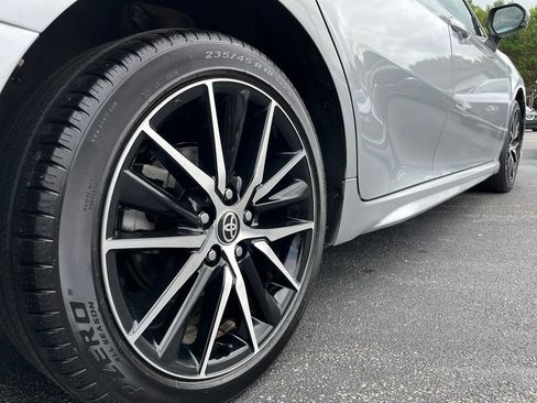 Used 2023 Toyota Camry SE FWD image 11