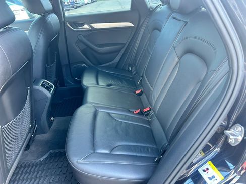 Used 2015 Audi Q3 2.0T Prestige w/ Prestige Package image 18