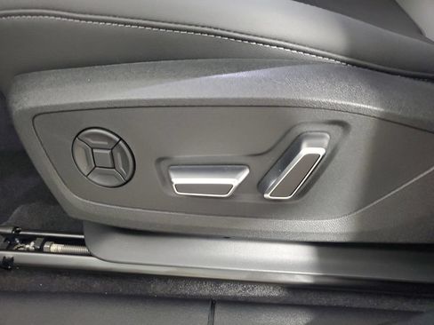 New 2026 Audi Q3 quattro 2.0T AWD/4WD image 20