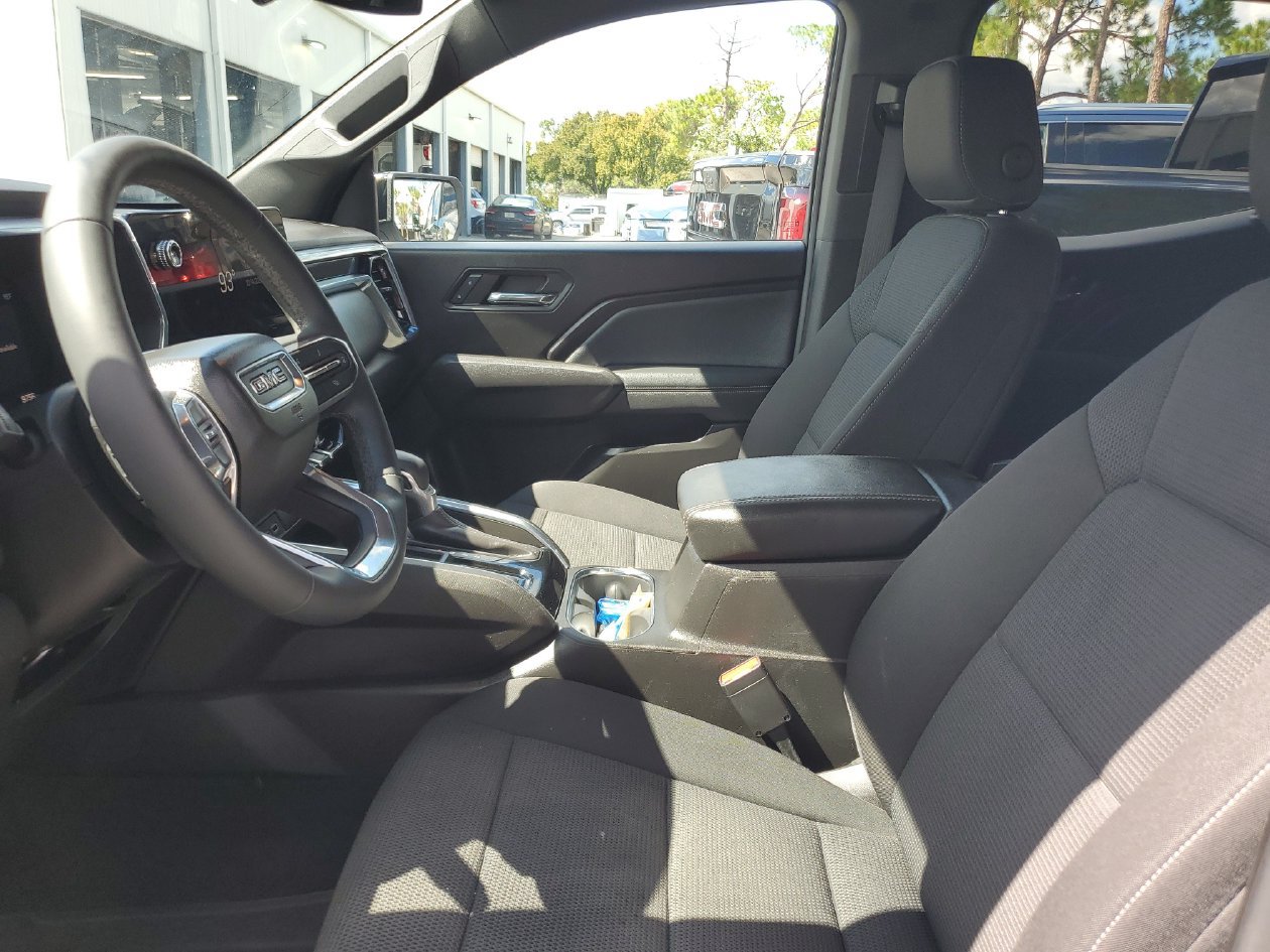 Used 2024 GMC Canyon Elevation w/ Convenience Package RWD image 18