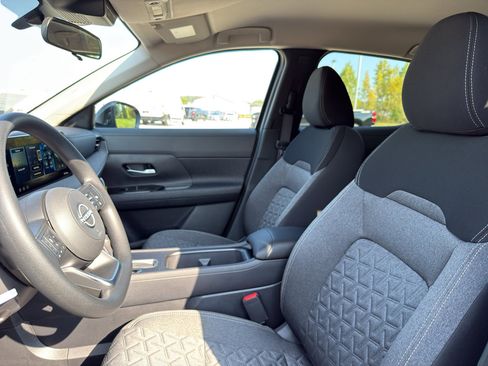 New 2026 Nissan Kicks SV w/ Cold Weather Package image 25