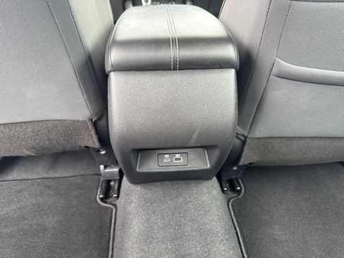 Used 2024 Nissan Altima 2.5 SV FWD image 30