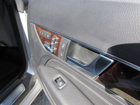 Used 2014 Mercedes-Benz E 350 Coupe image 28