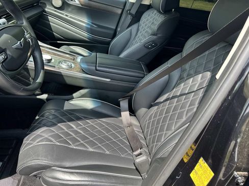 Used 2024 Genesis GV80 3.5T Advanced AWD/4WD image 16