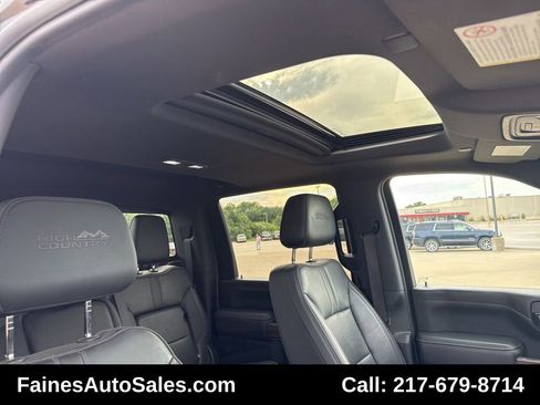 Used 2020 Chevrolet Silverado 3500 High Country image 92