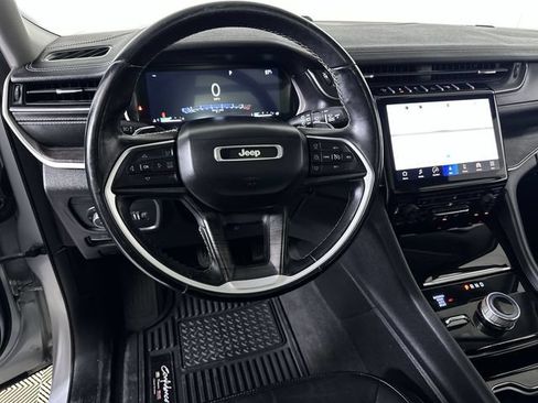 Used 2021 Jeep Grand Cherokee L Limited AWD/4WD image 21