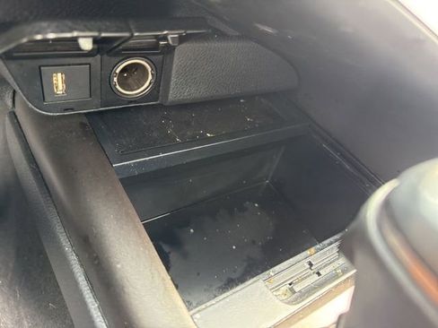 Used 2023 Toyota Camry SE w/ Cold Weather Package image 20