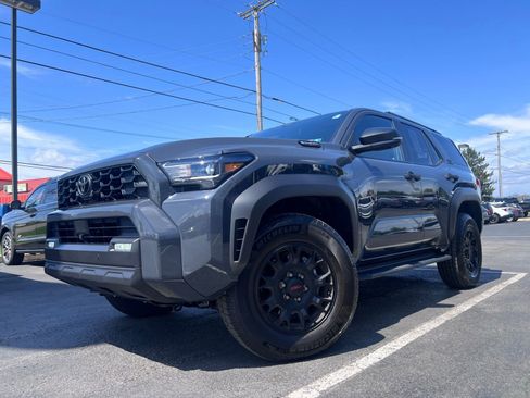 Used 2025 Toyota 4Runner TRD Off-Road Premium w/ Tow Technology Package image 20