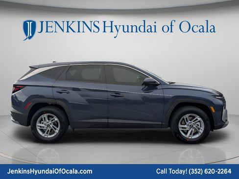 New 2026 Hyundai Tucson SE FWD image 2