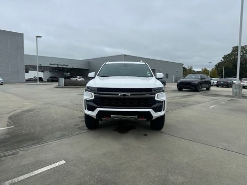 Used 2021 Chevrolet Tahoe Z71 image 2