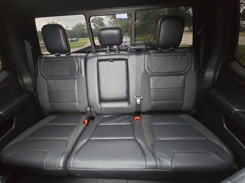 Used 2025 Ford F150 Raptor AWD/4WD image 22