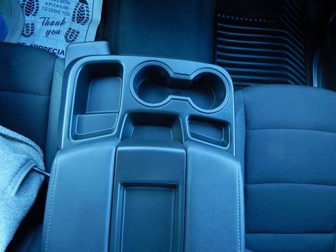 Used 2025 Chevrolet Silverado 2500 LT w/ Convenience Package image 25