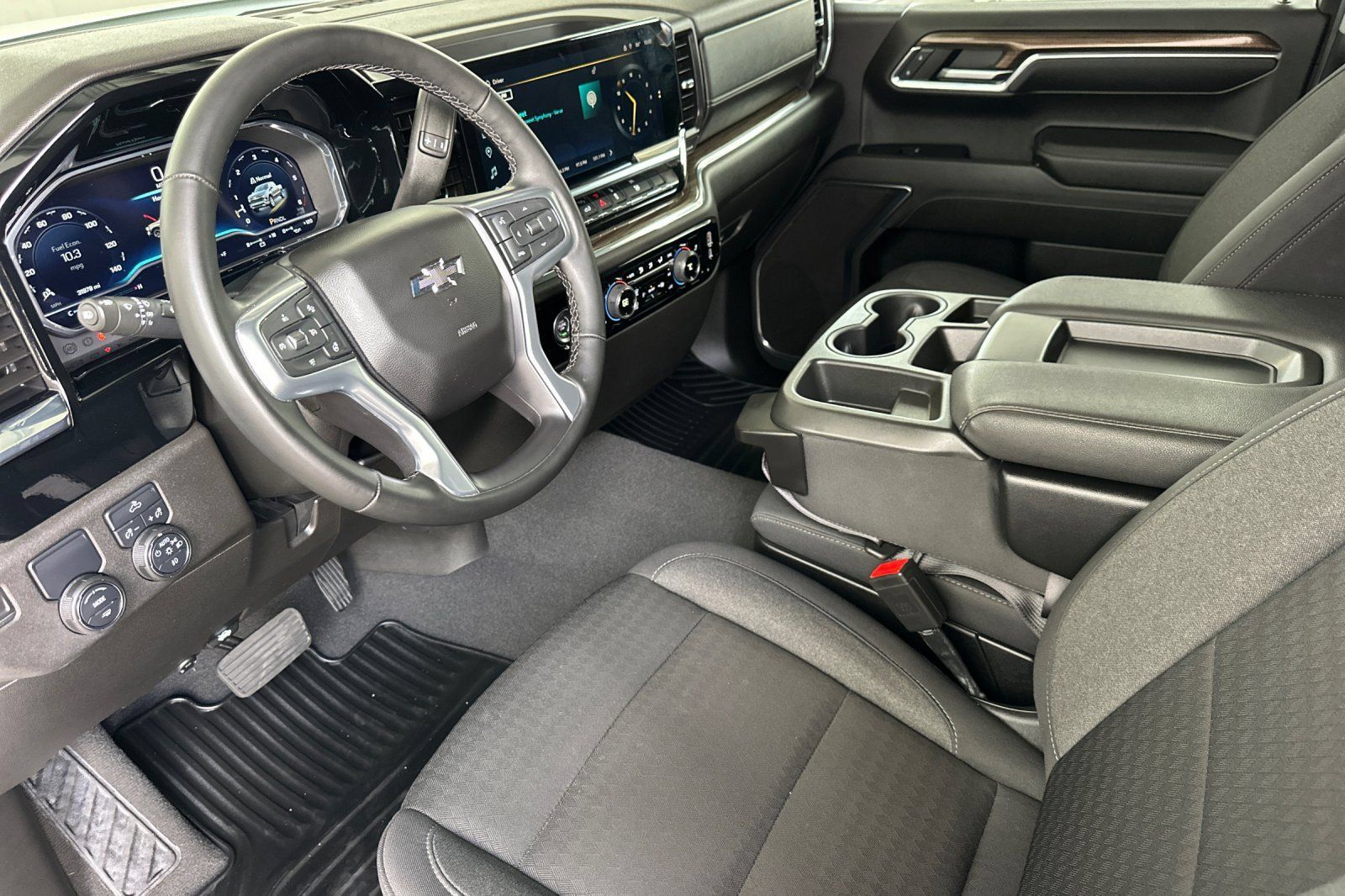 Used 2024 Chevrolet Silverado 1500 RST w/ LPO, Dark Essentials Package RWD image 10