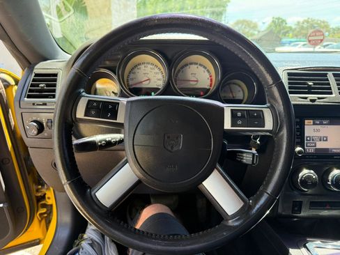 Used 2010 Dodge Challenger R/T image 28