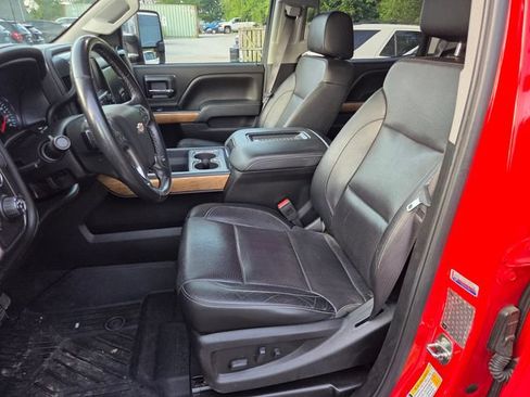 Used 2019 Chevrolet Silverado 3500 LTZ w/ Duramax Plus Package AWD/4WD image 10