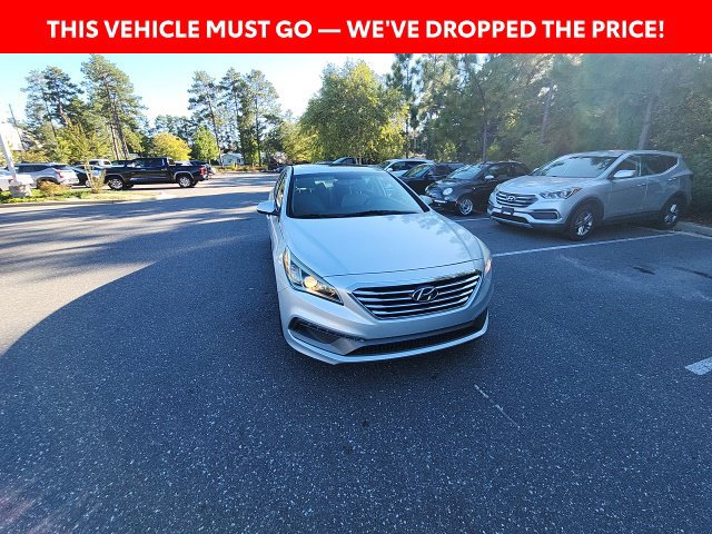 Used 2016 Hyundai Sonata Sport w/ Option Group 1V FWD image 3