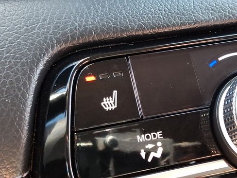 Used 2024 Honda Pilot Touring image 26