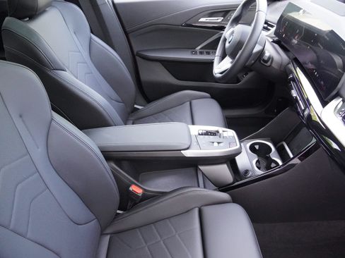 Certified 2025 BMW X2 xDrive28i AWD/4WD image 13