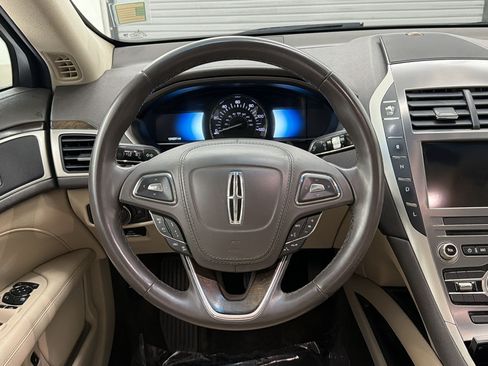Used 2017 Lincoln MKZ Select w/ Technology Package FWD image 11