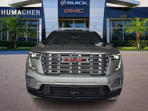 New 2026 GMC Acadia Denali w/ Super Cruise Package image 3