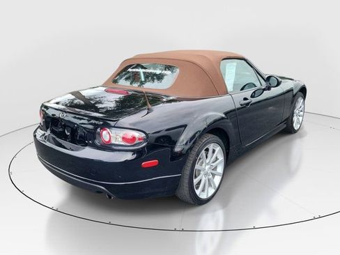 Used 2006 MAZDA MX-5 Miata Grand Touring w/ Appearance Pkg RWD image 31
