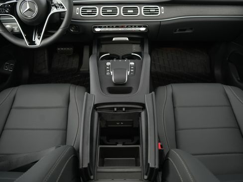New 2026 Mercedes-Benz GLE 450e 4MATIC image 29