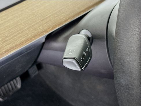 Used 2023 Tesla Model 3 Standard Range RWD image 16