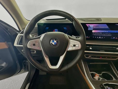 Used 2024 BMW X7 xDrive40i w/ Executive Package AWD/4WD image 16
