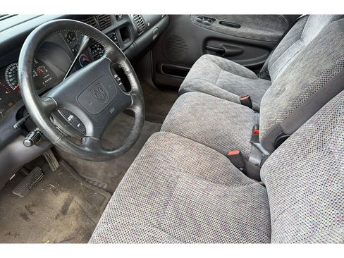 Used 1999 Dodge Ram 2500 Truck 2WD Quad Cab image 12