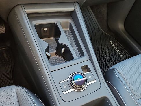 New 2026 Volkswagen Tiguan SE image 14