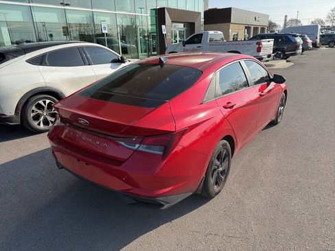 Certified 2022 Hyundai Elantra SEL image 10