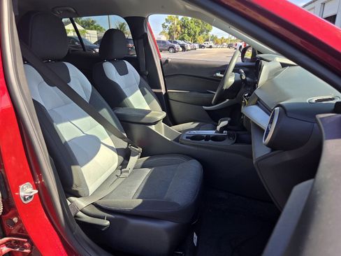 Certified 2024 Chevrolet Trax LS w/ Driver Confidence Package FWD image 17