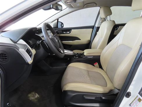 Used 2018 Honda Clarity Plug-In Hybrid image 14