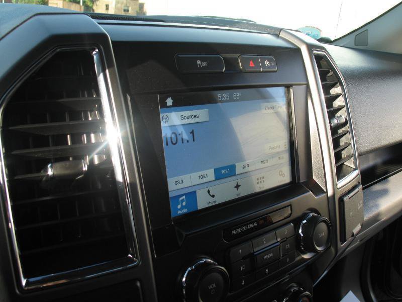 Used 2017 Ford F150 XLT w/ Equipment Group 302A Luxury AWD/4WD image 36