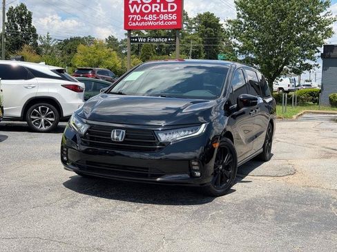 Used 2023 Honda Odyssey Sport image 3