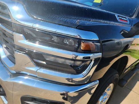 New 2025 RAM 2500 Tradesman AWD/4WD image 25