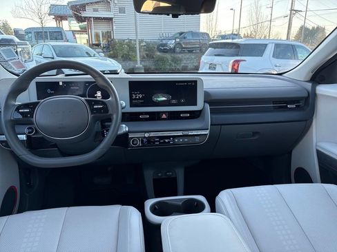 Used 2024 Hyundai Ioniq 5 Limited image 14