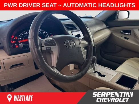Used 2009 Toyota Camry LE FWD image 10