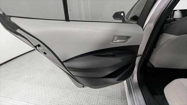 Used 2020 Toyota Corolla LE FWD image 16