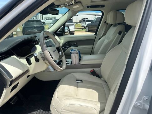 Used 2024 Land Rover Range Rover Long Wheelbase Autobiography AWD/4WD image 5