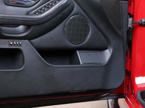 Used 2003 BMW M5 image 95