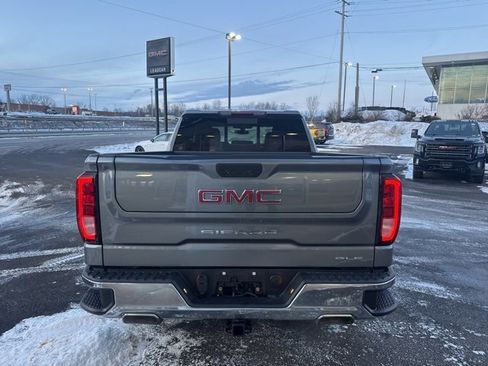 Used 2021 GMC Sierra 1500 SLE image 12
