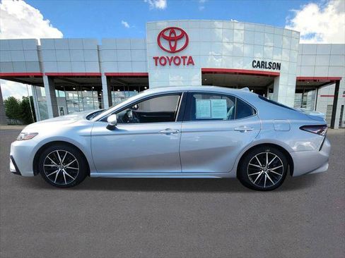 Certified 2023 Toyota Camry SE FWD image 7