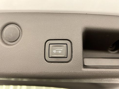 Used 2022 Chevrolet Equinox RS image 27