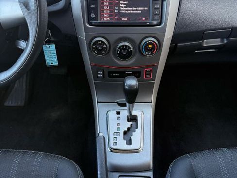 Used 2013 Toyota Corolla S FWD image 22