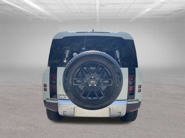 Used 2025 Land Rover Defender 110 S AWD/4WD image 6