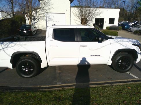 Used 2025 Toyota Tundra SR5 image 11