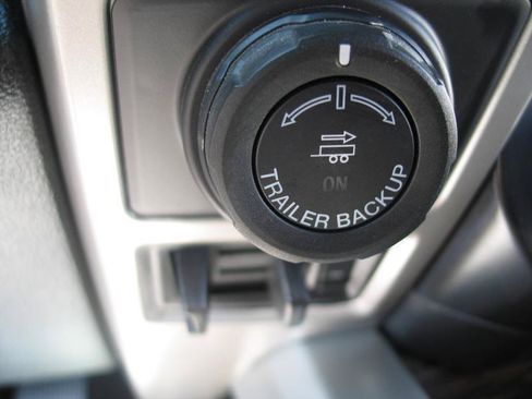 Used 2019 Ford F150 Lariat w/ Equipment Group 502A Luxury AWD/4WD image 45
