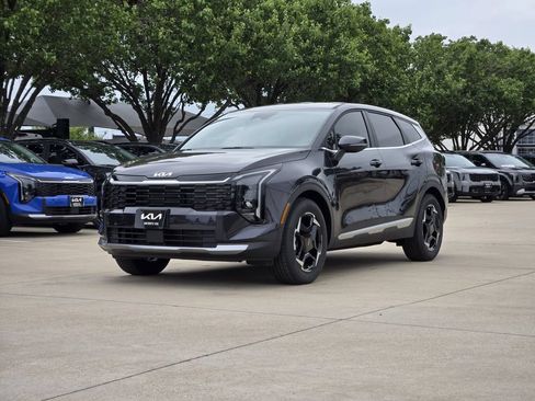 New 2026 Kia Sportage EX FWD image 2