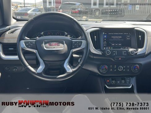 Used 2021 GMC Terrain SLE w/ Driver Convenience Package AWD/4WD image 12